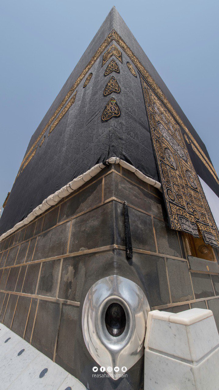 به&zwnj;رگی نوێی كه&zwnj;عبه&zwnj;